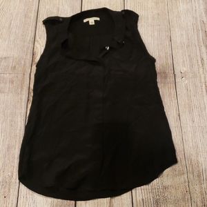 Banana Republic sleeveless button-down shirt size6